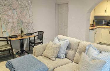 Last Yan - Stylish Ambleside Stay - Photo 10