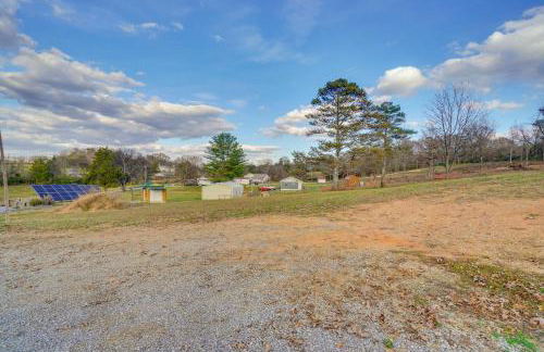 5 Mi to Ocoee River! Country Getaway on 2 and Acres - Foto 25