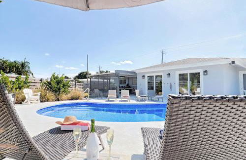 Coastal Bliss 3Bdr with Pool, Game Room, Lanai - Foto 22