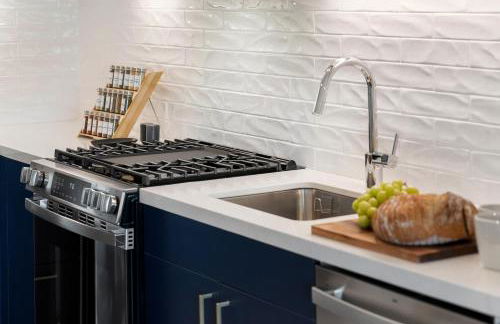 Hyatus Luxury Residences Boston Everett Premier Collection - Photo 33