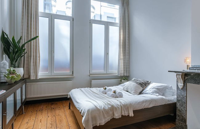 Charming Studio in the Center of Antwerp - Photo 44