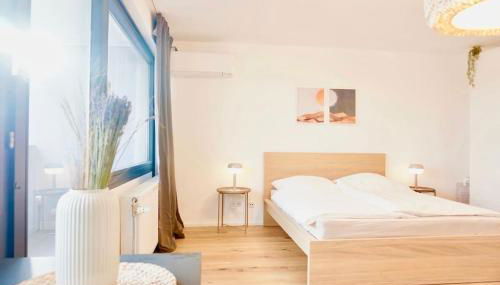 NEU modernes Apartment in Top Lage, free Parking max 1,65m Höhe und 1,8m Breite - Foto 3