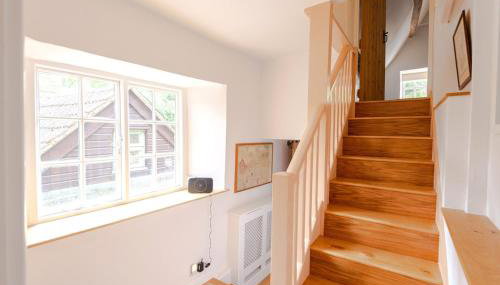 Beautiful 3BD Thatched Stone Cottage Kettering - Photo 5