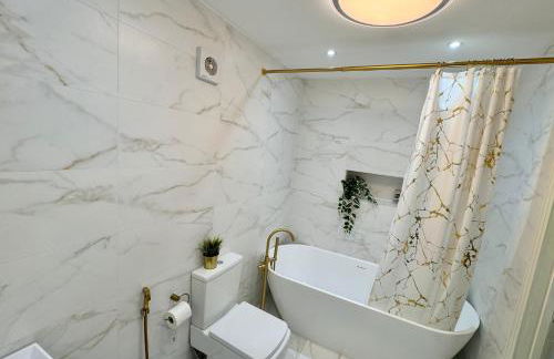 Lux 7 Bedroom residence - Photo 38