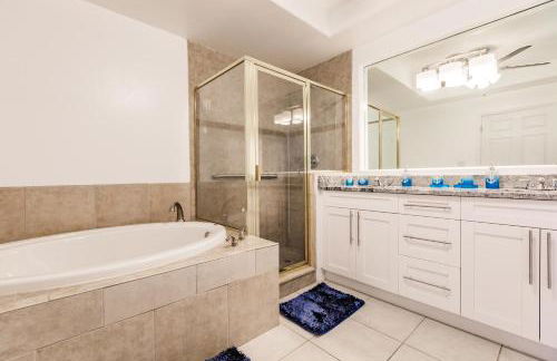 NEW! Dock Canal Family Home w/Pool & Gulf Access! - Foto 9