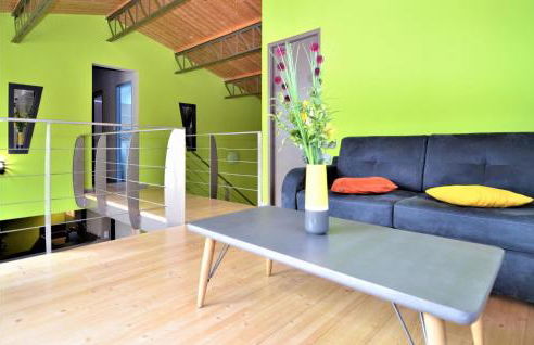 Amazing Home In Sauveterre With Wifi - Foto 17