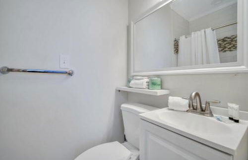 Lynwood Collection on Forsyth 6A by Lucky Savannah - Foto 19