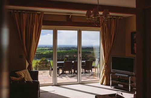 Orchard House, Castle Carrock, luxurious, characterful cottage with hot tub and countryside views - Foto 9