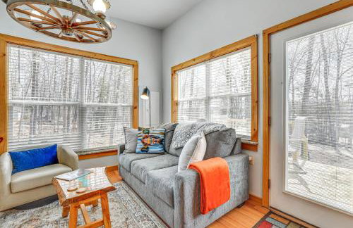 Private Dock and Deck Tranquil Dam Pond Cottage! - Foto 9