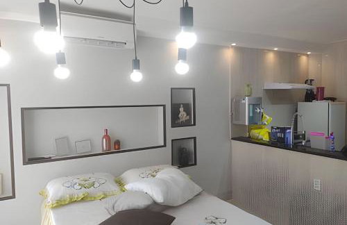 Apto 115 N B a 6 km do aeroporto - Foto 1