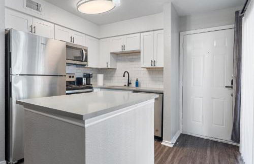 Furnished Apartments in University Hills - Foto 45