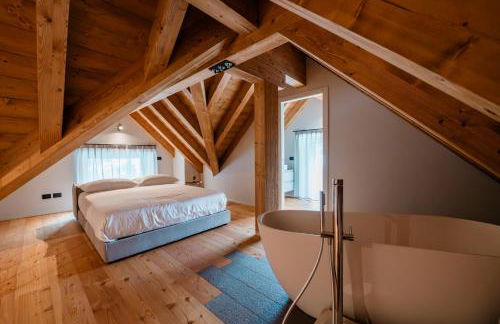 DALANIA MOUNTAIN APARTMENTS - Photo 5