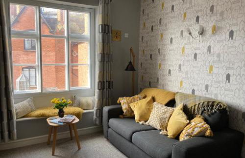 Assembly View - two bedroomed apartment with parking permit in Ludlow Town Centre - Photo 10