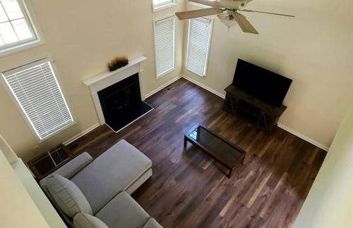 Sweet Home in the heart of Cary Close to NCSU UNC DUKE - Foto 7