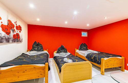 Ruhig gelegenes Reihenhaus Nähe Europapark & Messe, Haustiere kostenlos für Familien und Geschäftsreisende, Rechnung auf Anfrage möglich - Foto 4