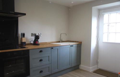 Robin Cottage Luxury Barn with Wood-Fired Hot Tub - Foto 5