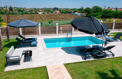Villa Liana , private Villa with pool and garden - Foto 9