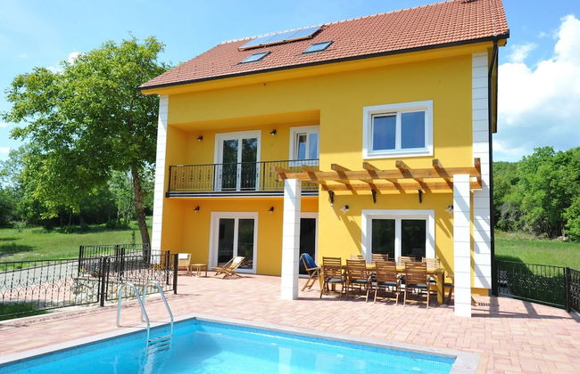 Villa in Tijarica With Private Pool - Foto 21