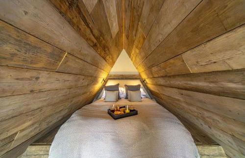 The Tri-Pod - Photo 16