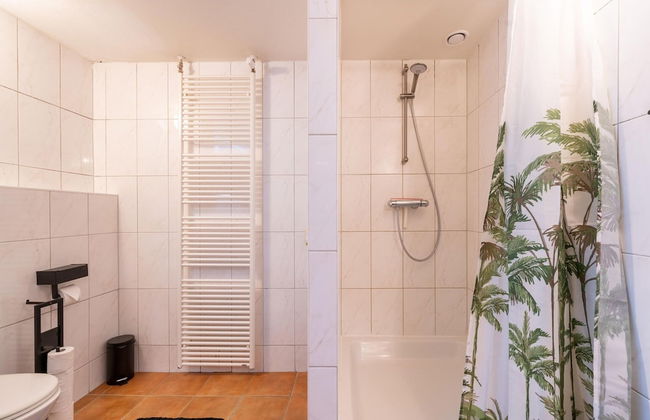 Luxury House in South Limburg Near Forest - Photo 52