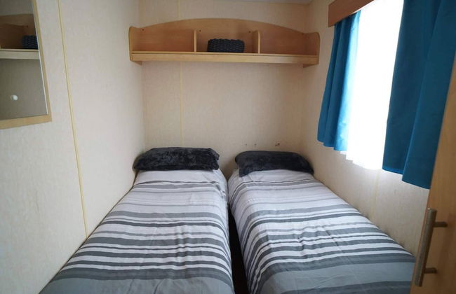 Pets go Free Family 3 Bed Caravan With Decking - Foto 3