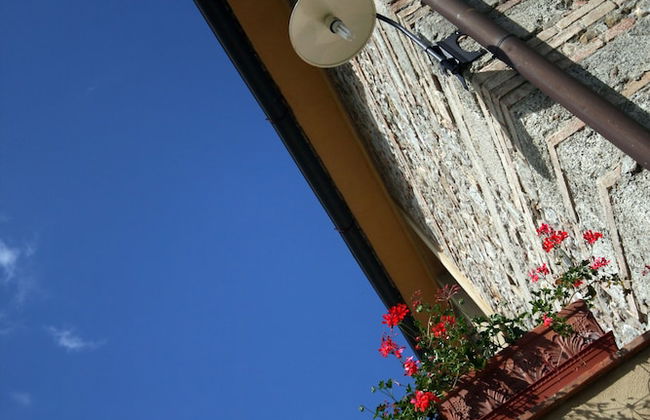 Apartment With one Bedroom, Kitchen, Bathroom Garden and Shared Pool - Foto 18