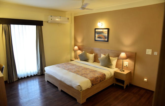 STARLIT SUITES SHIRDI - Foto 13