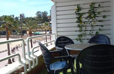 Piso Jover alojamiento en primera línea del Mar !! - Foto 5
