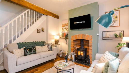 Beautiful Cozy Cottage in Sandbach by 53 Degrees Property, Sleeps 4 with FREE Parking - Foto 2