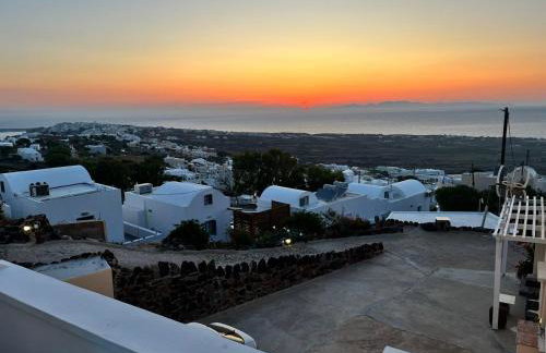 Sunset Paradise Oia - Photo 28