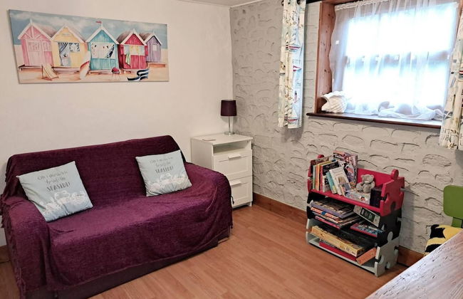 Beautiful 6-bed Dog Friendly Cottage in Heacham - Photo 9