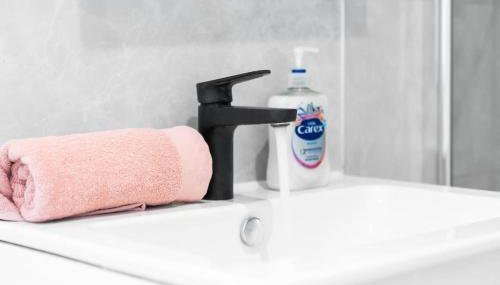 Family Contractors 3 bed house free parking sleeps7 - Foto 4