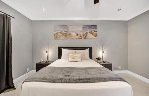 Beach Isles Modern 1BR Waterfront Apartment with Patio - Foto 1