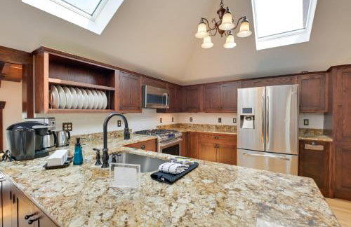 Elegant Oceanfront Maine Estate with Gazebo - Foto 8