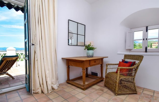 A Real Oasis In Colonial Style Villa - Foto 27