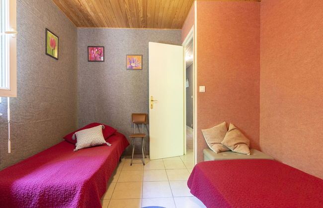 Tranquil Villa in Les Salelles - Photo 6