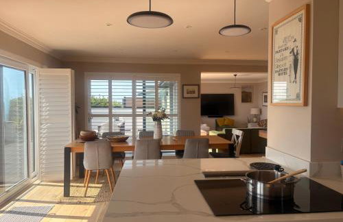 Stunning Beach House Indoor Pool - Foto 26