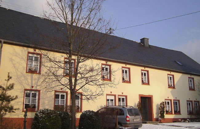 Morbach Hillside Mansion - Photo 17