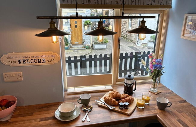 Beautiful 2-bed Cottage in Heysham Village - Foto 14