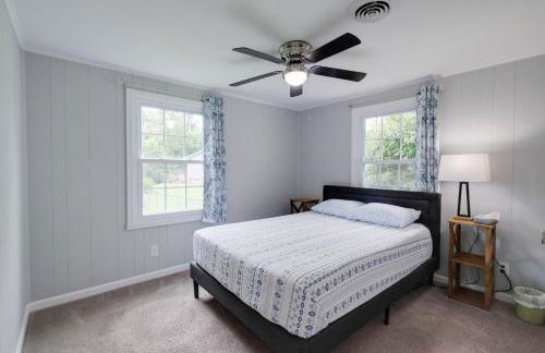 Fish, Relax and Enjoy Lake Views Colonial Beach Gem - Foto 15