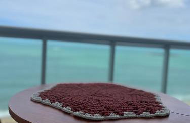 Flat Frente Mar com Varanda - Foto 22