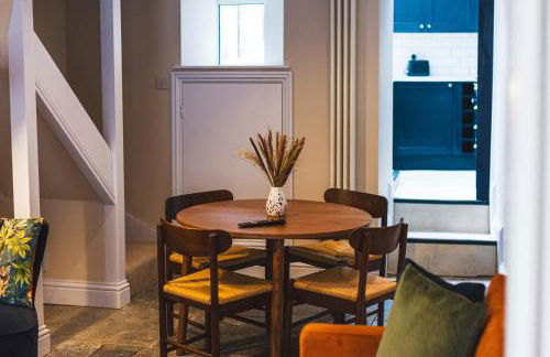 Cathys Cottage, Sun Trap Patio, Modern 3 Bed, Central, Parking - Photo 9