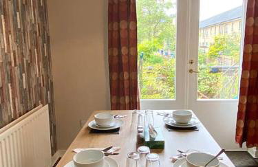 The Naburn - 3 Bed House with Free Parking & Close to City Centre - Foto 8