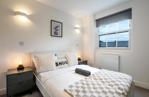 Stylish 2BR Apartment With Balcony Next To Station - Foto 22