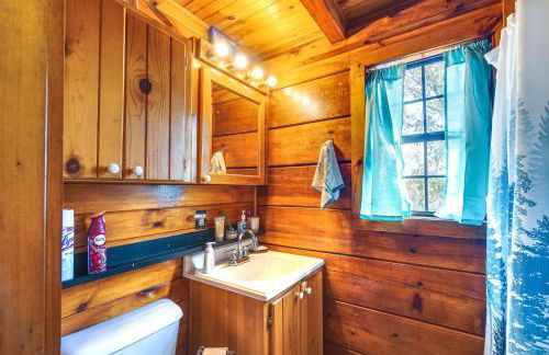 Cabin with Deck and Mountain Views Near Gatlinburg! - Foto 14