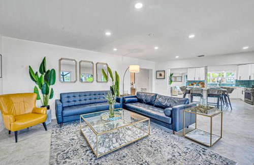 180 of Waterfront Heated Pool Walk To Beach Paradise Point Key RESIDENCES - Foto 12