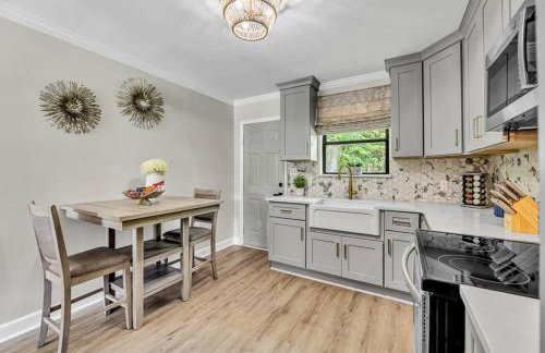 15% off! Front porch w/ Wi-Fi & Private Parking - Foto 11