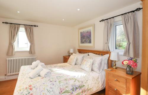 Highbeck Cottage - Photo 8