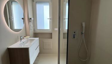 Maison 32 - Bari Central Station - NETFLIX FREE - Foto 5, towels, Shower