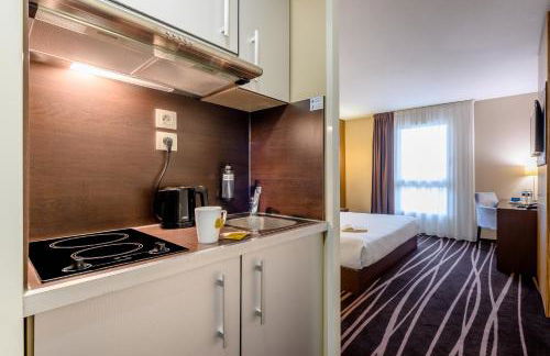 Comfort Aparthotel Bordeaux Begles Arena - Foto 75